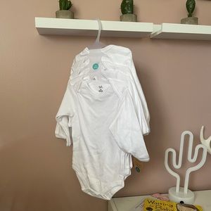 5 Pack Organic Cotton White Onesies NWT